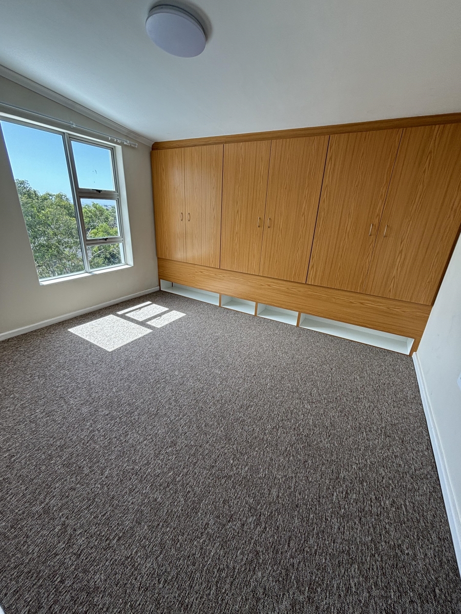 3 Bedroom Property for Sale in Wynberg Western Cape